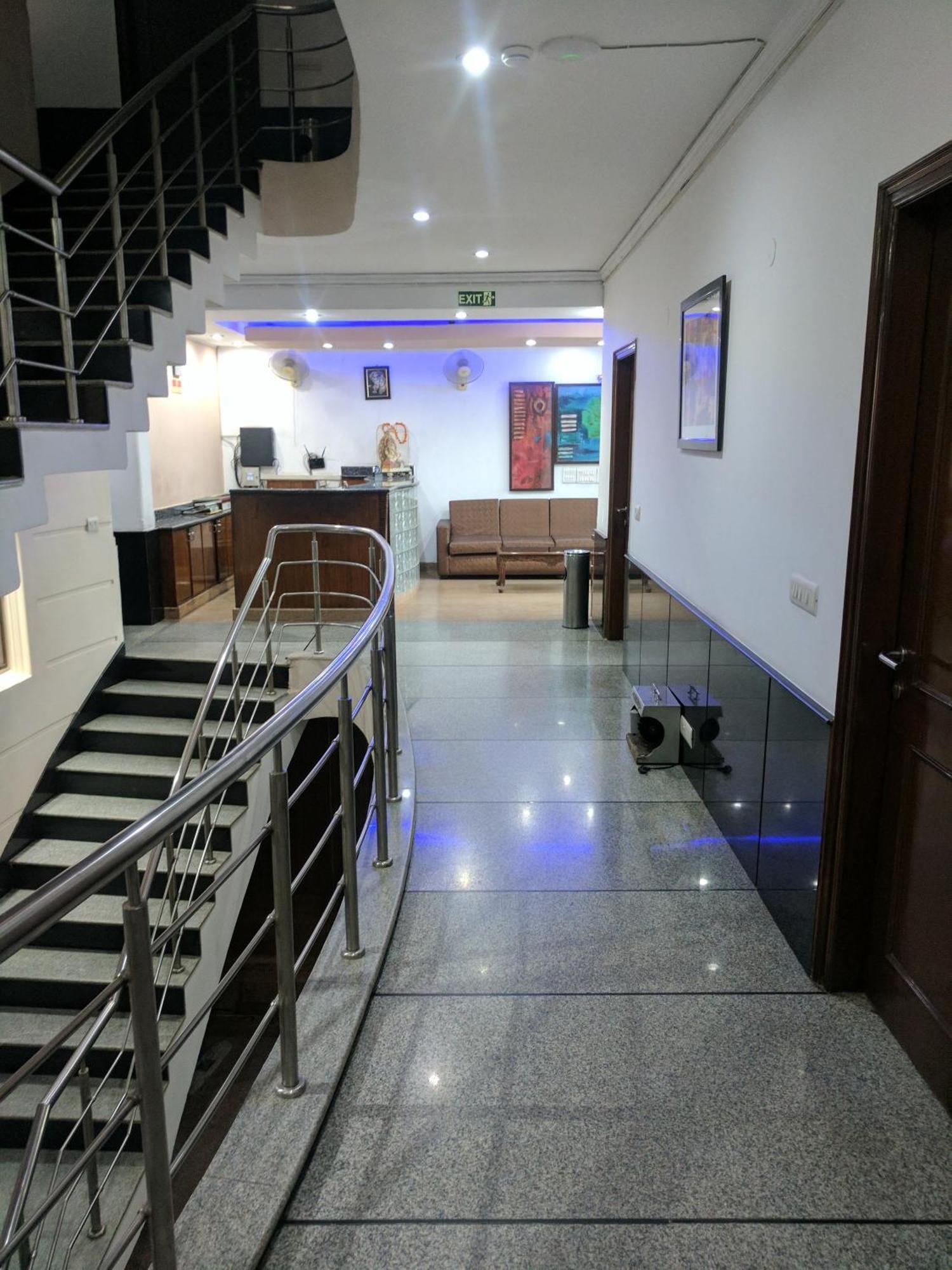Hotel Exotica Leisure Valley, Gurgaon Bagian luar foto